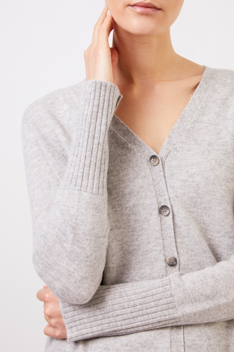 Allude Cashmere-Cardigan mit Schlitz Hellgrau