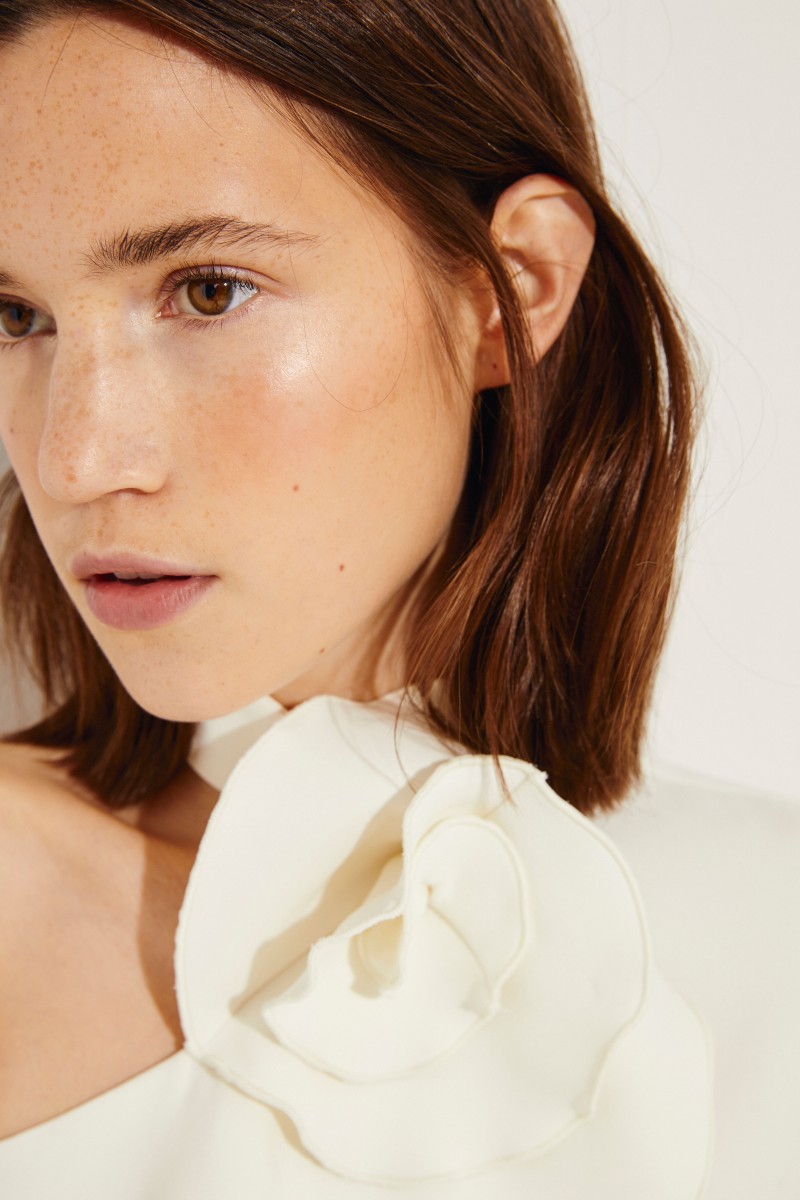 Seiden-Bluse mit Blumendetail Créme