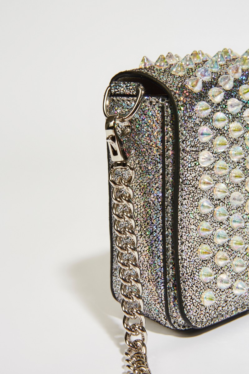 Mini-Umhängetasche 'Zoompouch' mit Nieten Silber