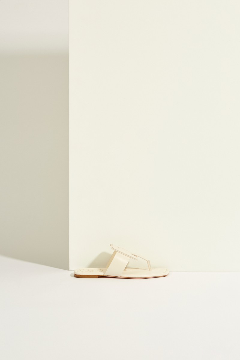 Leder-Sandale 'Viv Sellier Thong' Weiß
