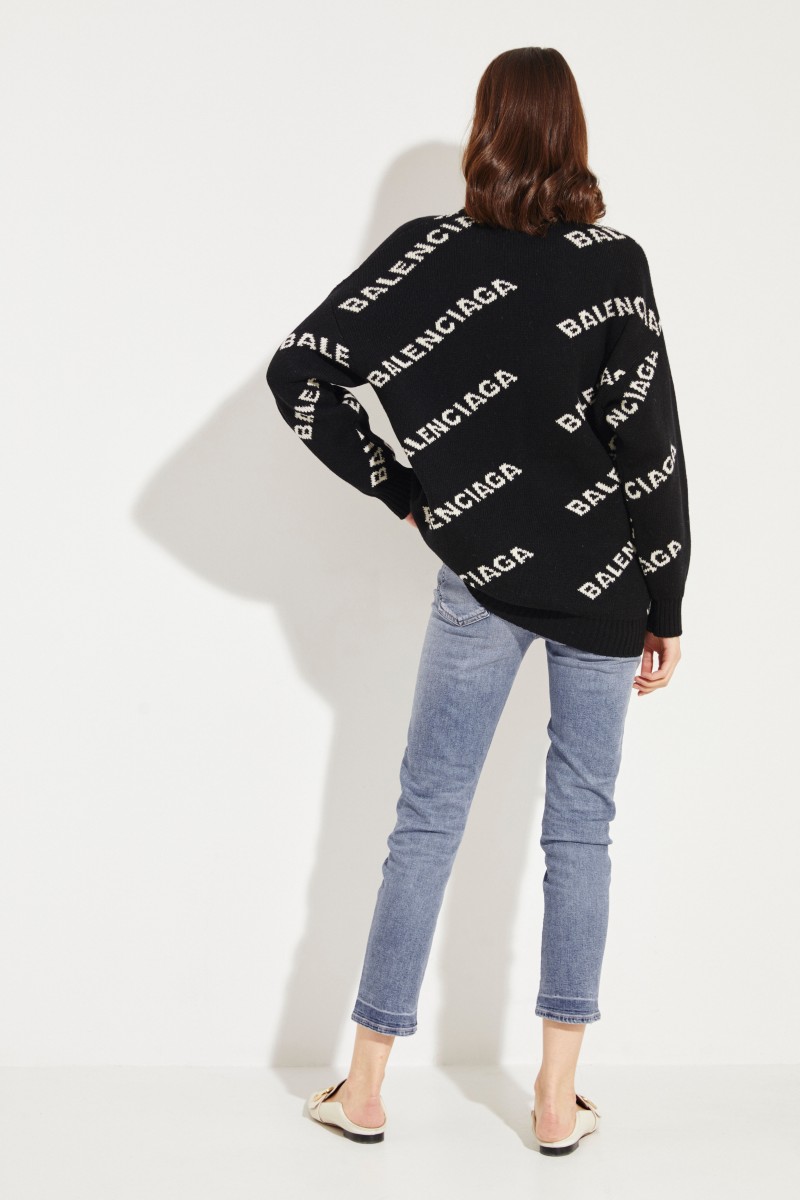 Oversize Wollpullover mit Schriftzug Schwarz/Weiß