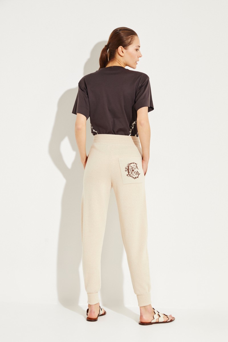Woll-Hose mit Emblem Angora Beige