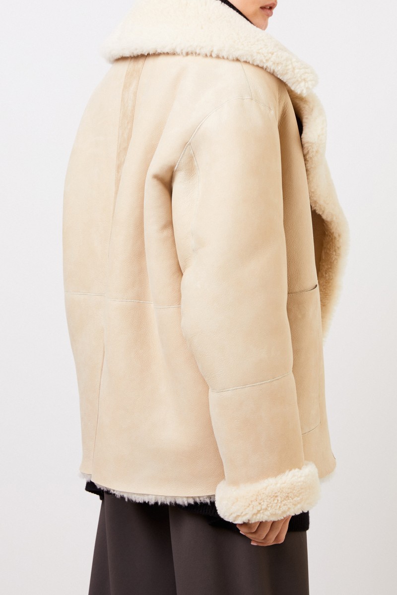 Oversize Wende-Lammfelljacke Ecru
