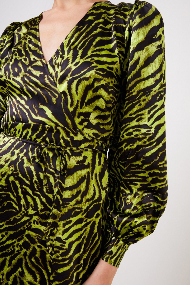 Ganni Seiden-Wickelkleid mit Tigerprint Multi