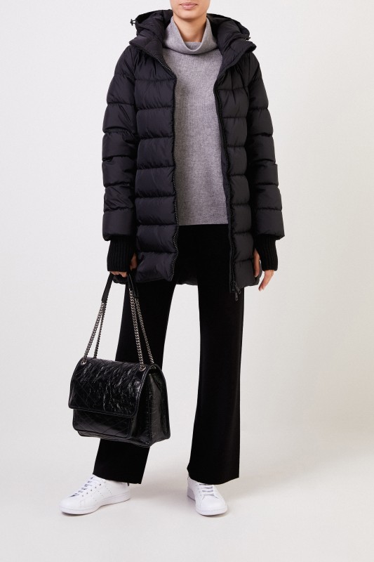 Herno Daunenjacke mit Strickbündchen Schwarz