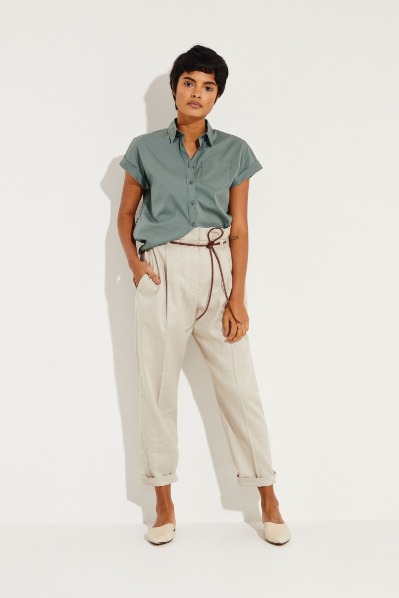 Baumwoll-Leinen Hose mit Ledergürtel Beige