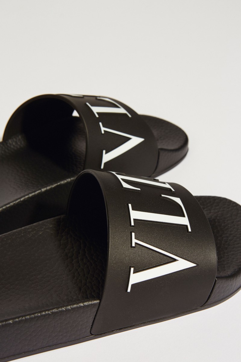 Sandale mit Logo Schwarz/Weiß