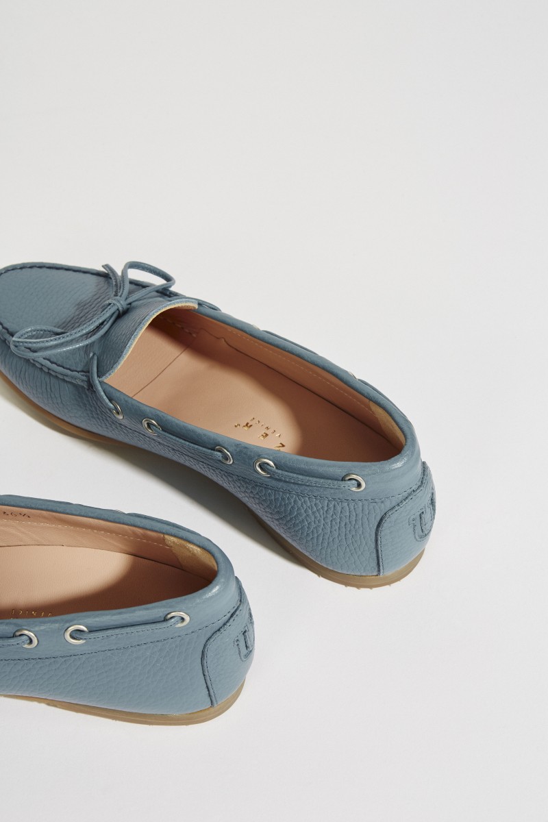 Leder-Schuh mit Schleife Blau