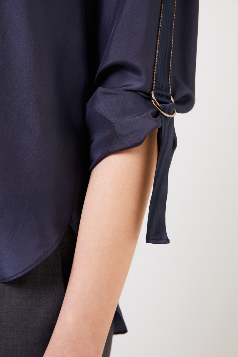 Brunello Cucinelli Seiden-Bluse mit Perlenverzierung Blau
