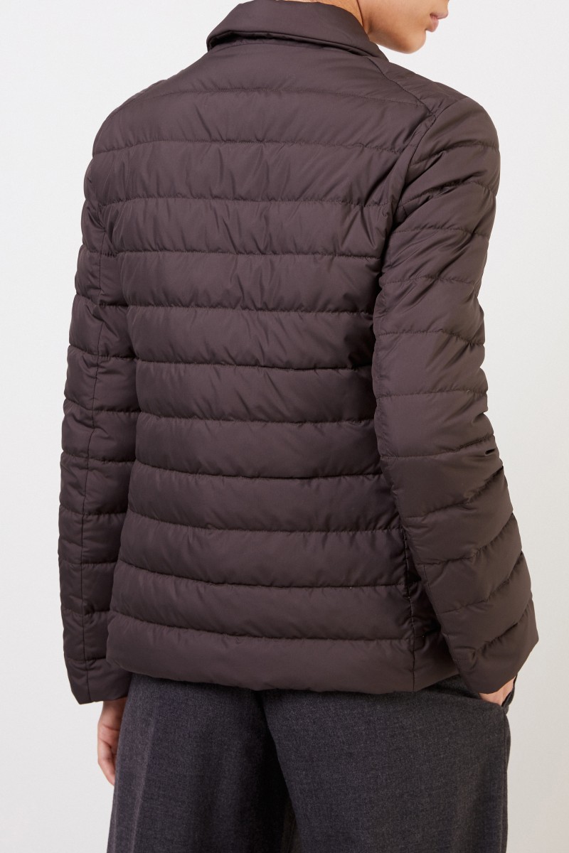 Kurze Daunenjacke Braun