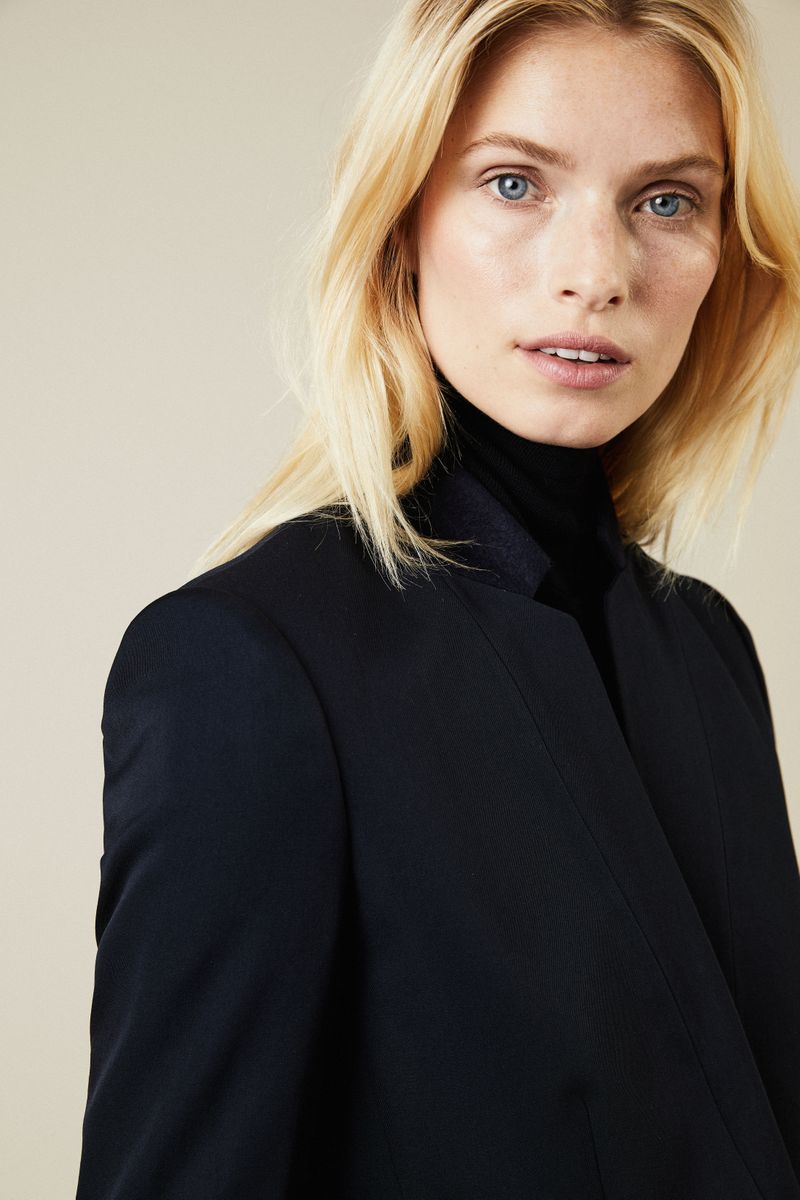 Klassischer Wollblazer Marineblau
