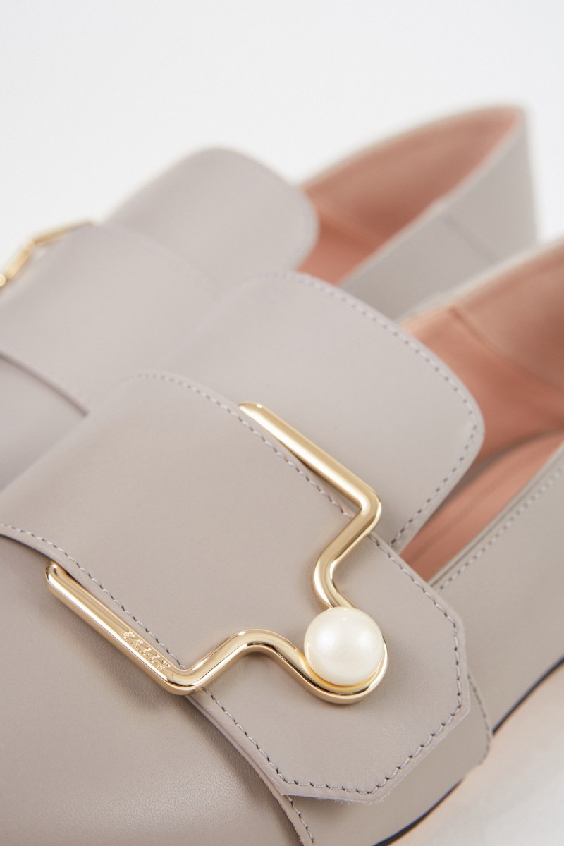 Lederloafer 'Maelle' mit Schnalle Grau