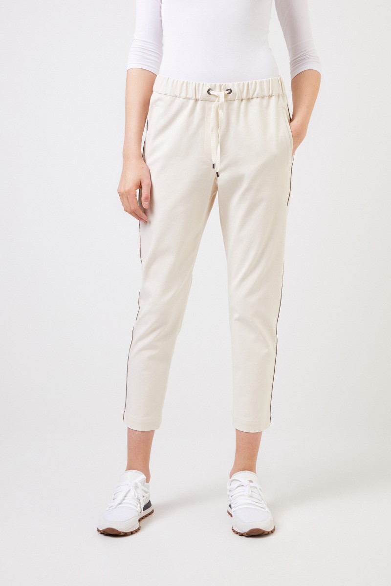 Baumwoll-Hose mit seitlicher Perlenverzierung Crème