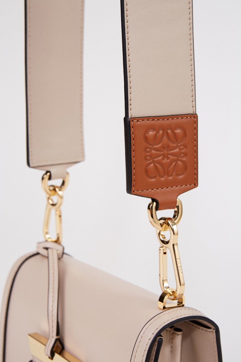 Umhängetasche 'Barcelona Small' Beige