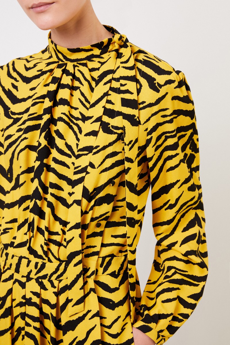 Saint Laurent Kurzes Kleid mit Print Schwarz/Gelb