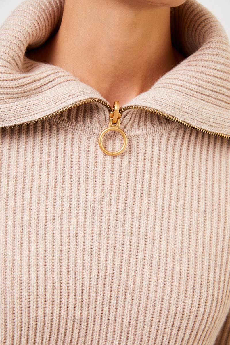 Tory Burch Woll-Cashmere-Pullover mit breitem Kragen Beige