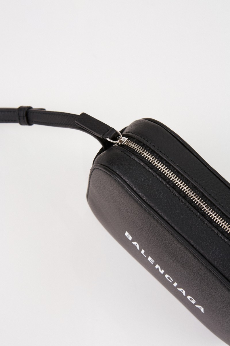 Umhängetasche 'Ville Camera Bag' Schwarz