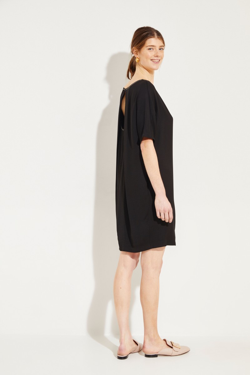 Kleid mit Perlenverzierung Schwarz