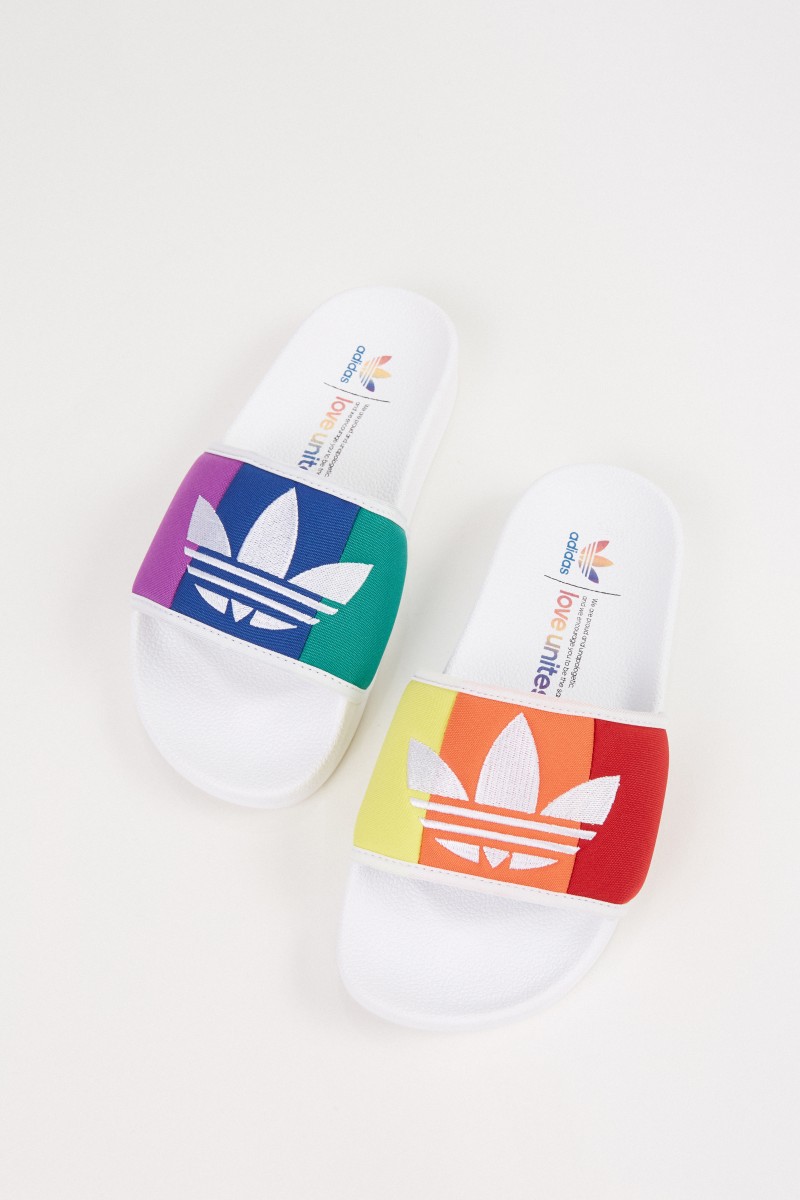 Adidas Adilette 'Pride' mit Streifenmuster Multi