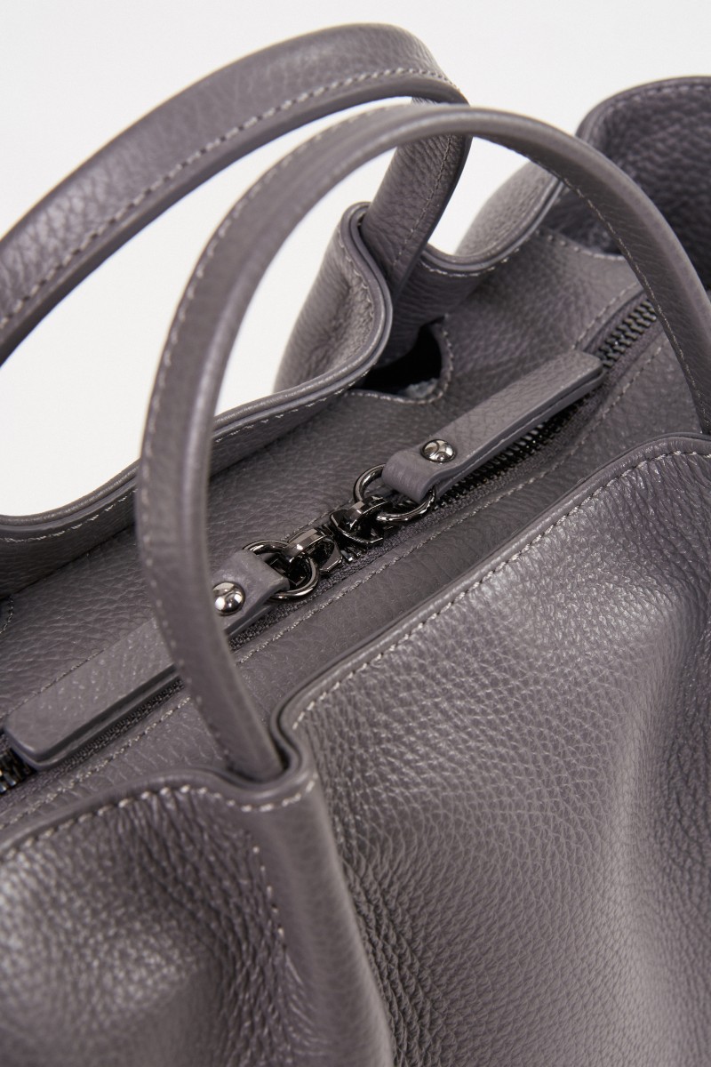 Fabiana Filippi Tasche mit Perlenverzierung Grau