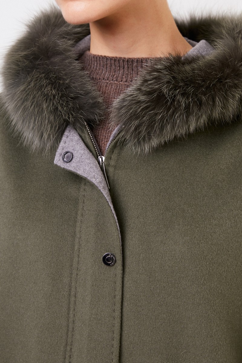 Manzoni 24 Woll-Cashmere-Mantel mit Nerzbesatz Grün