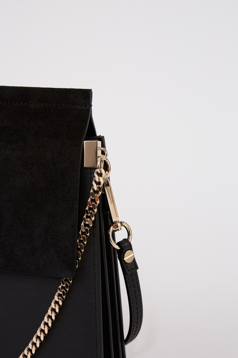 Veloursleder-Schultertasche 'Faye Medium' Schwarz
