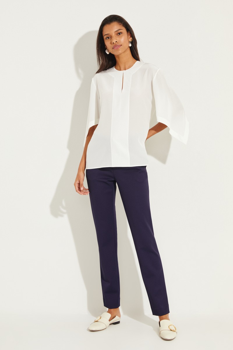 Seidenbluse mit asymmetrischem Ärmel Crème