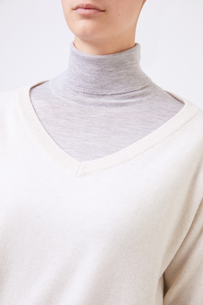 Cashmere-Pullover mit Perlenverzierung Beige
