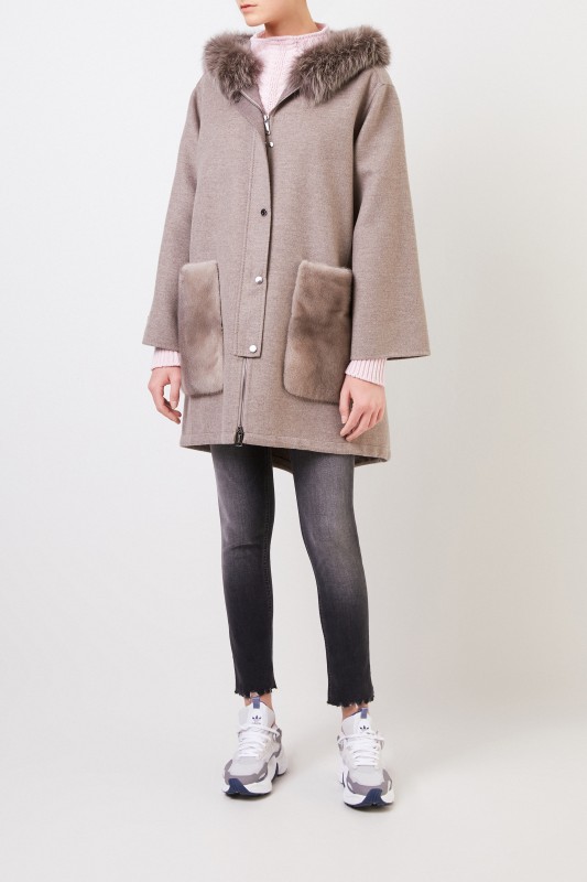 Manzoni 24 Woll-Cashmere-Mantel mit Nerzbesatz Taupe
