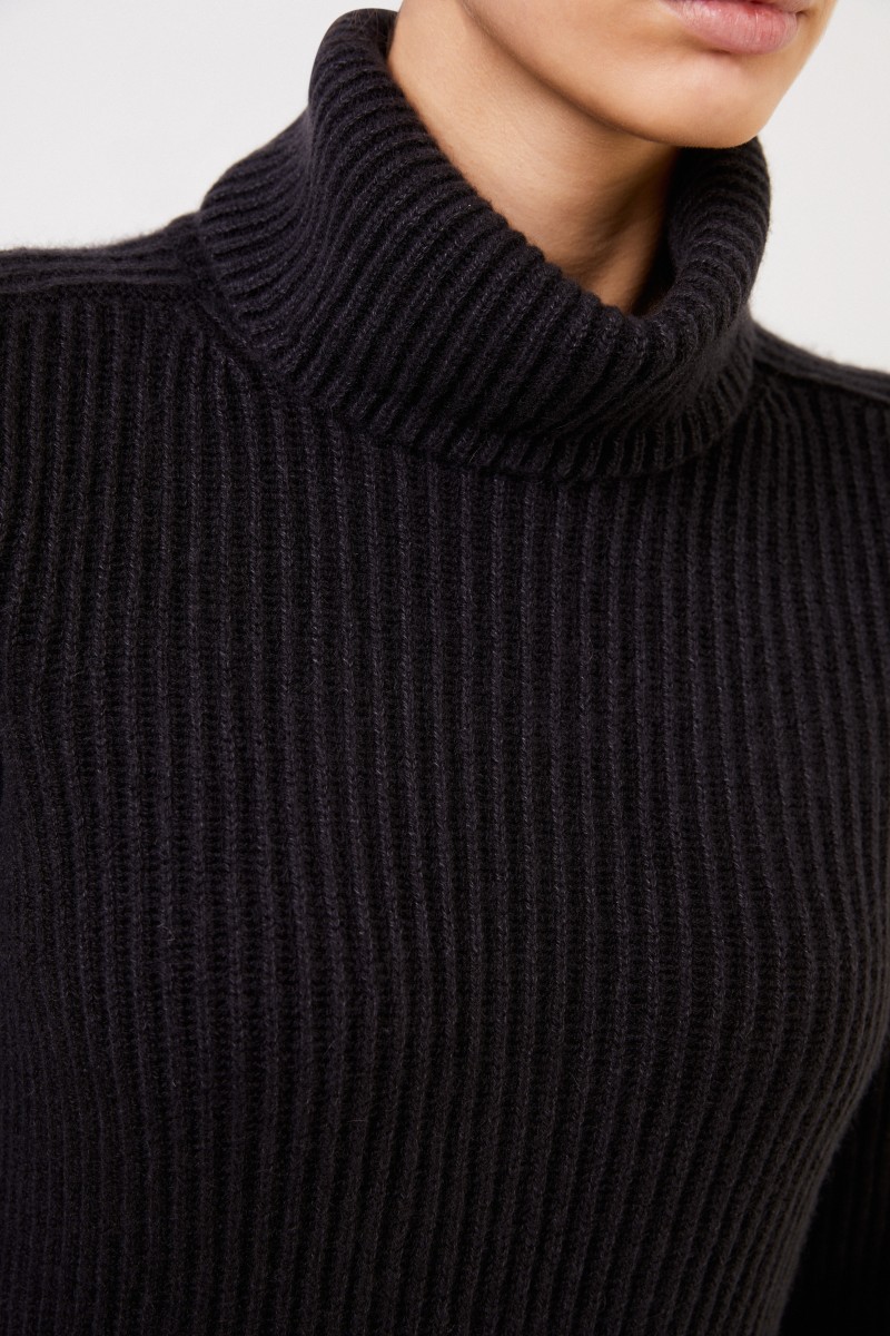 Iris von Arnim Cashmere-Pullover 'Seille' mit Rollkragen Schwarz