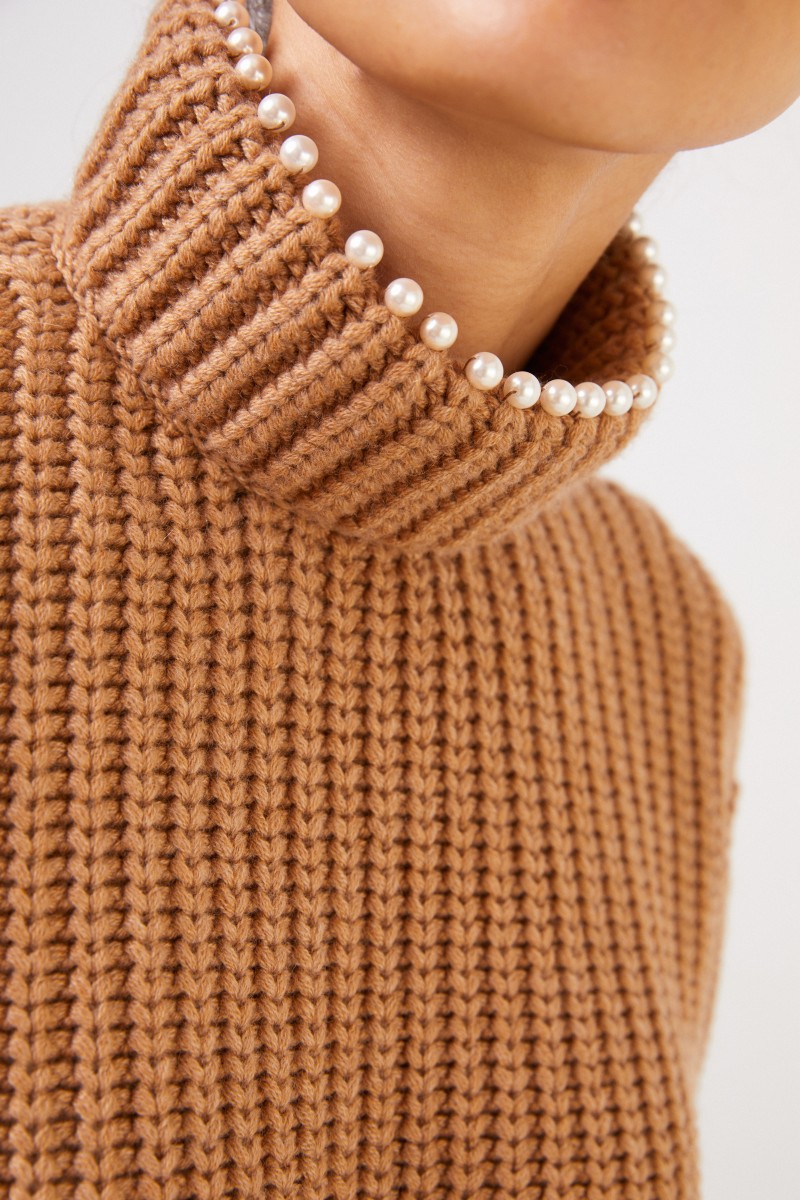 Loewe Cashmere-Pullover mit Perlenverzierung Camel