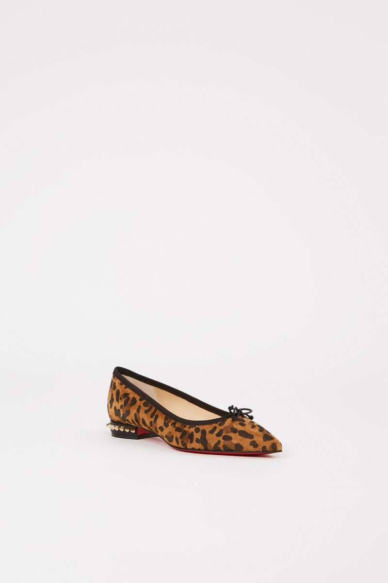 Christian Louboutin Spitzer Veloursleder-Flat 'Hall' mit Leoprint Multi