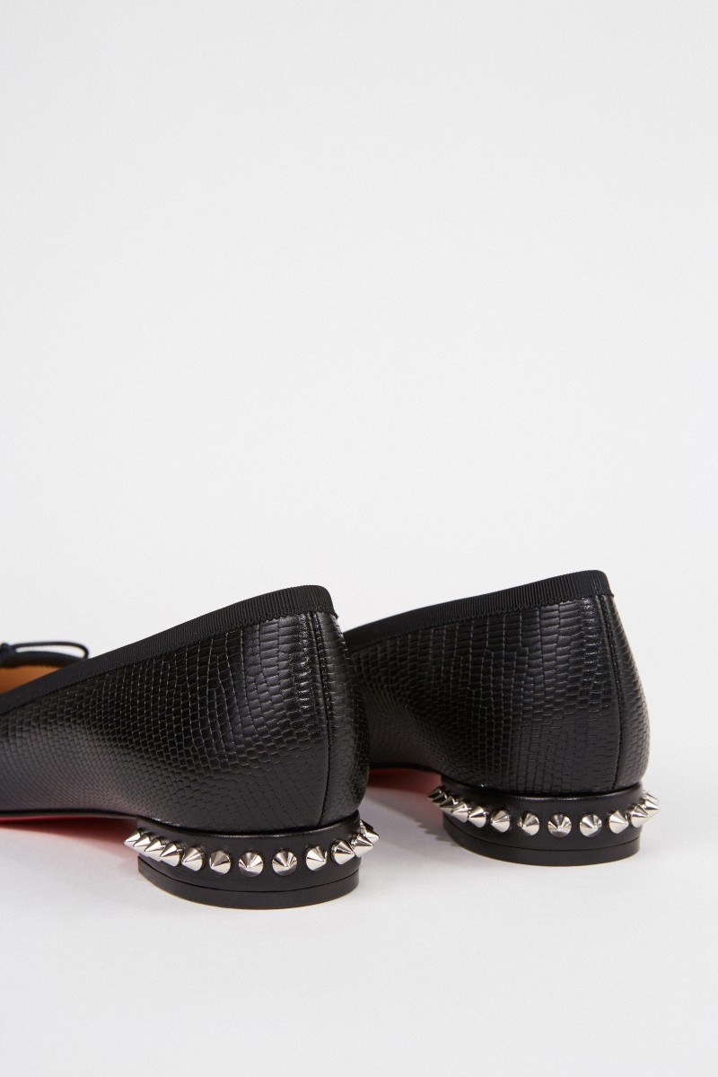 Christian Louboutin Spitzer Leder-Flat 'Hall' mit Reptilien-Optik Schwarz