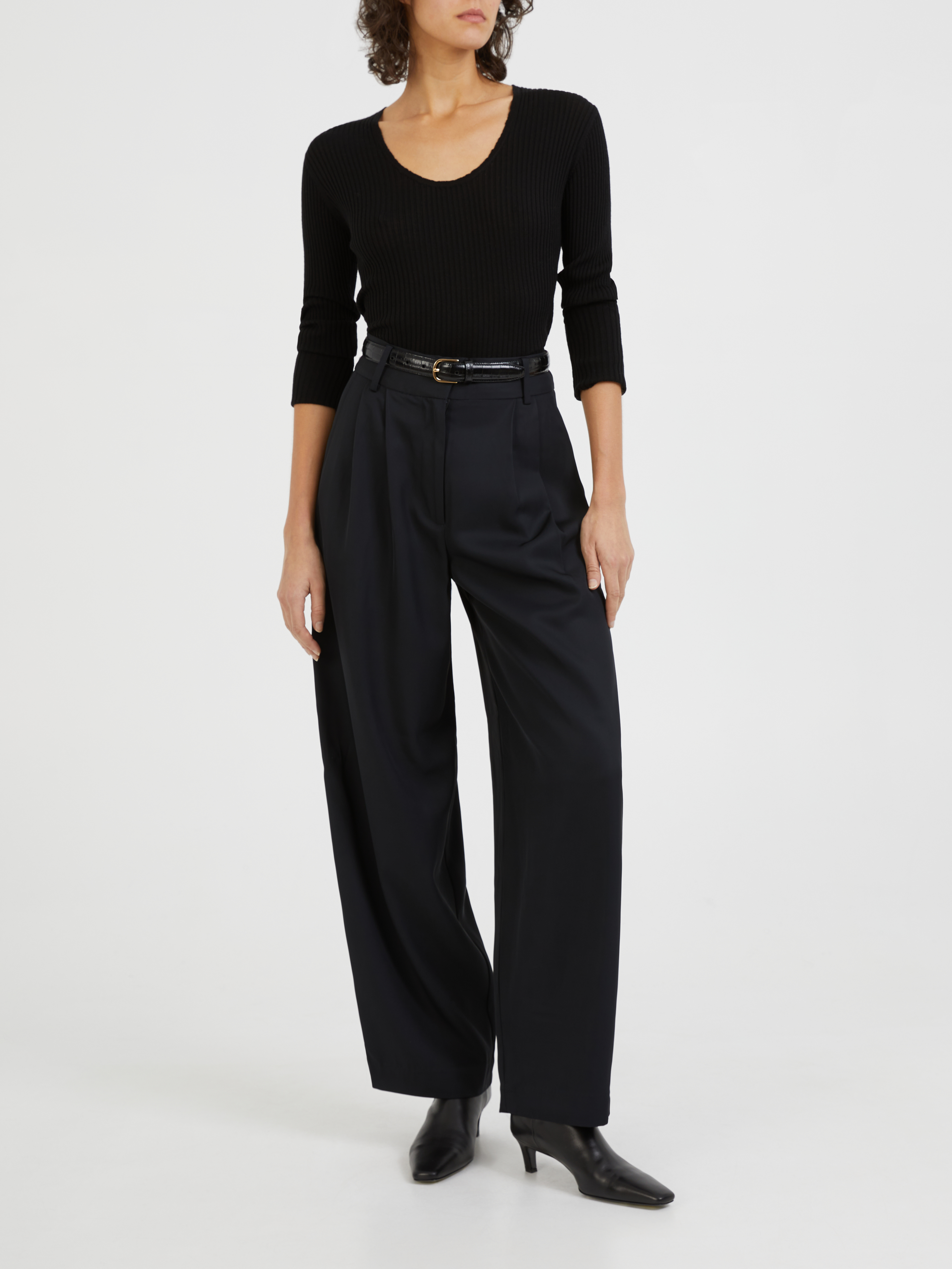 BY MALENE BIRGER Fabric pants Piscali black Pants