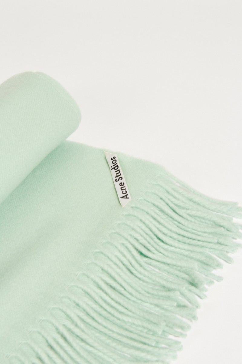 Acne Studios Klassischer Wollschal 'Canada New' Mint