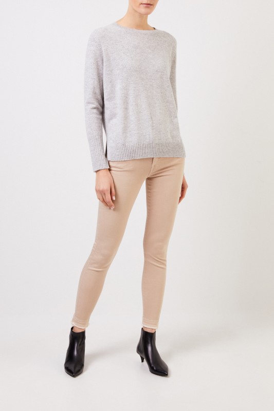 Cashmere-Pullover mit Schlitzen Hellgrau