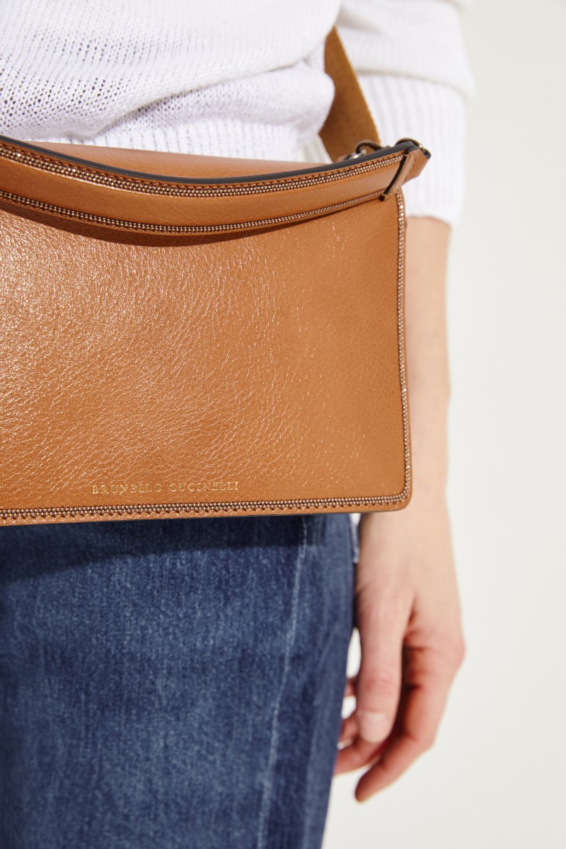 Tasche mit Perlenverzierung Braun