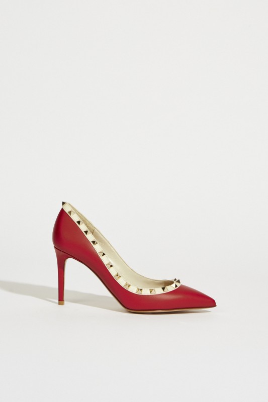 Leder-Pump mit Nietendetails Rot