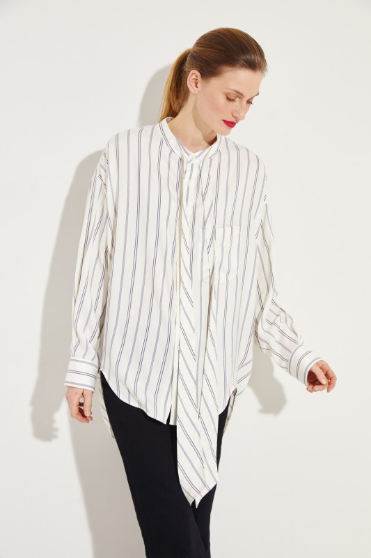 Gestreifte Oversize Seidenbluse Weiß/Blau
