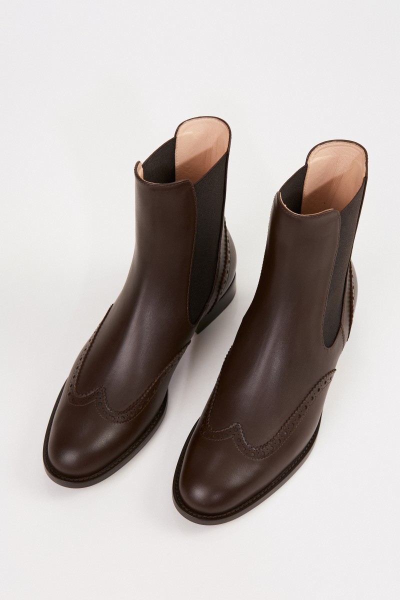 Leder-Chelsea-Boot mit Budapestermuster Cognac