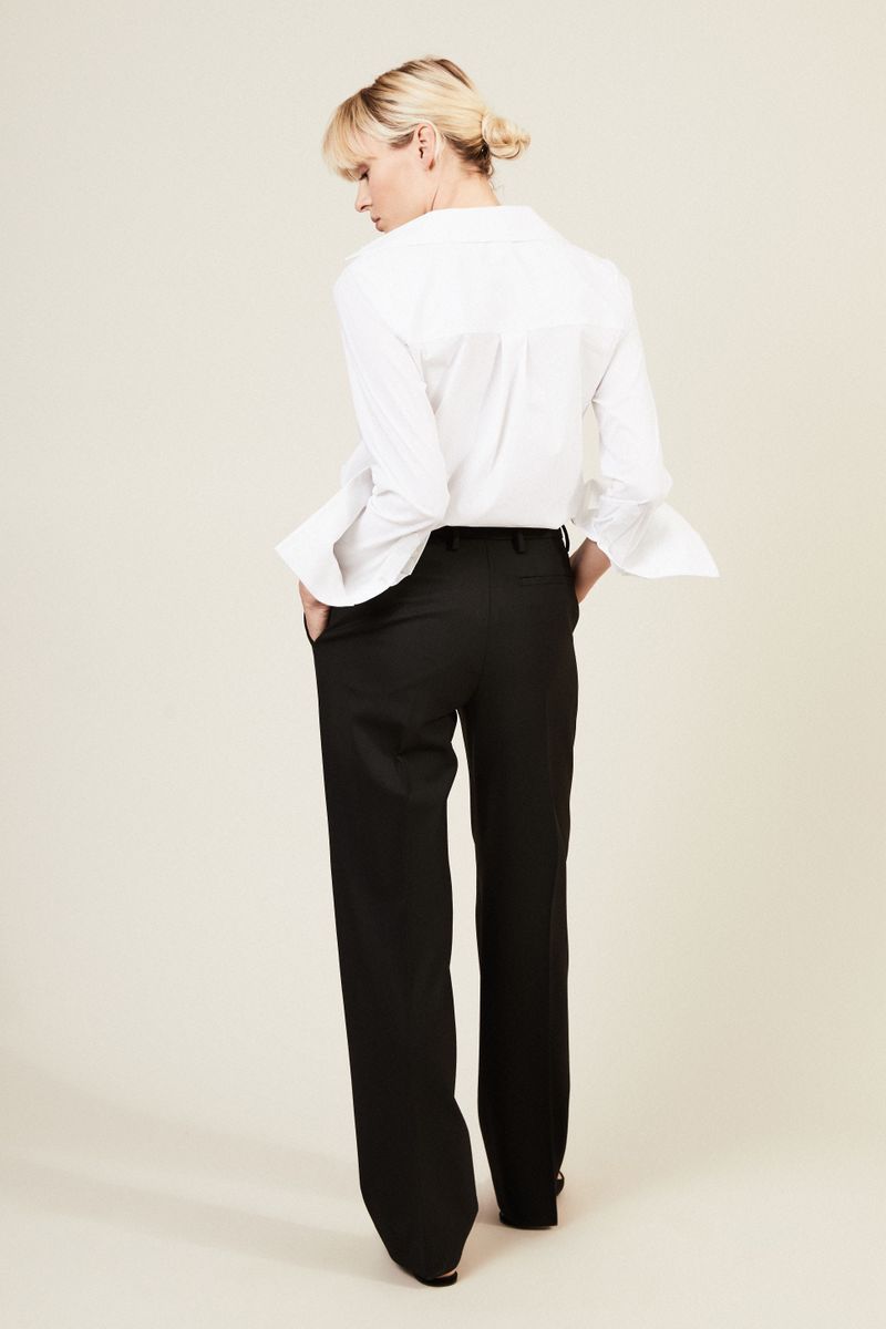 Woll-Hose mit weitem Bein Schwarz