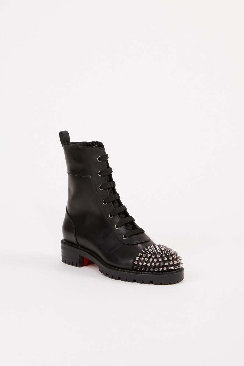 Christian Louboutin Leder-Boots mit Nietenkappe Schwarz