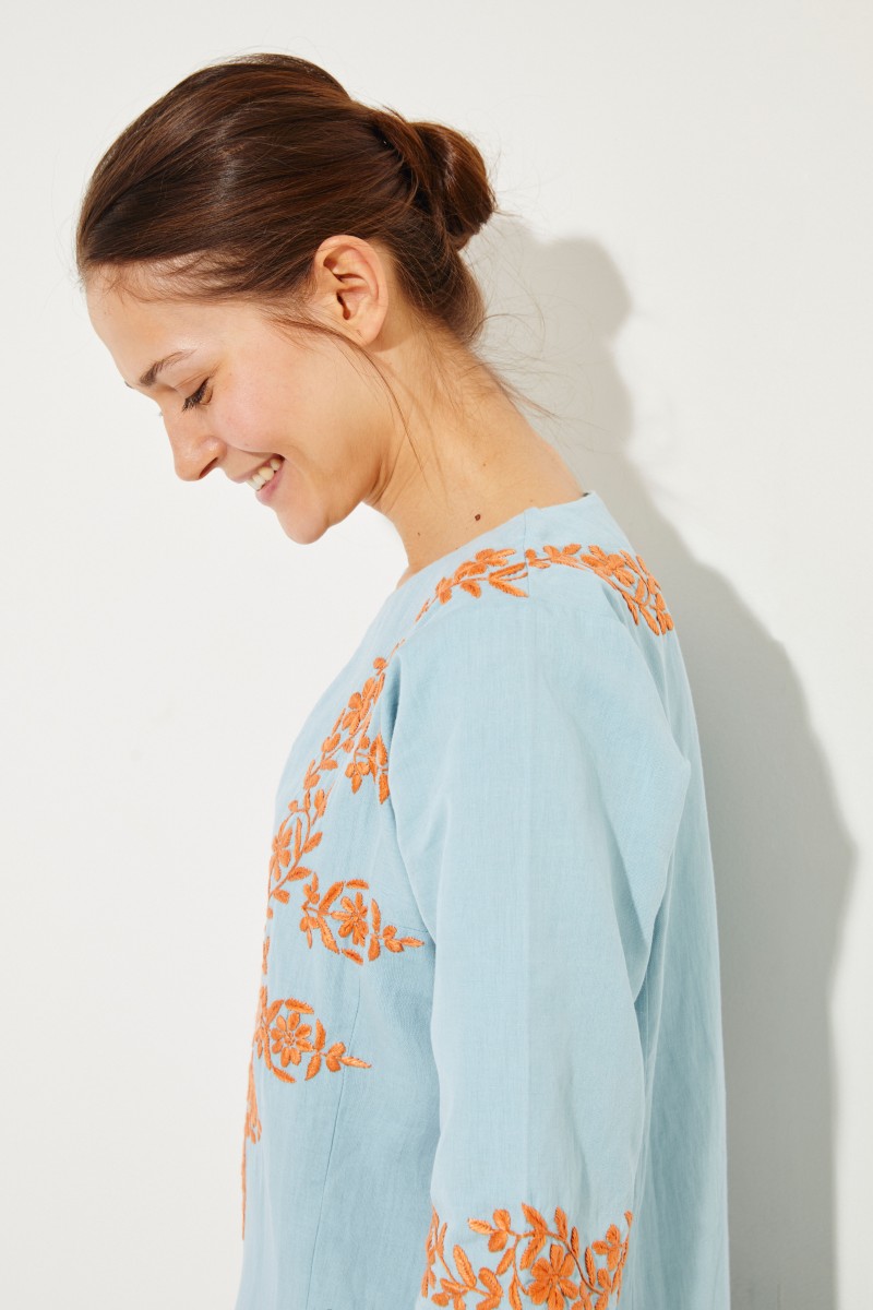 Baumwoll-Leinen-Kaftan mit Stickerei Blau