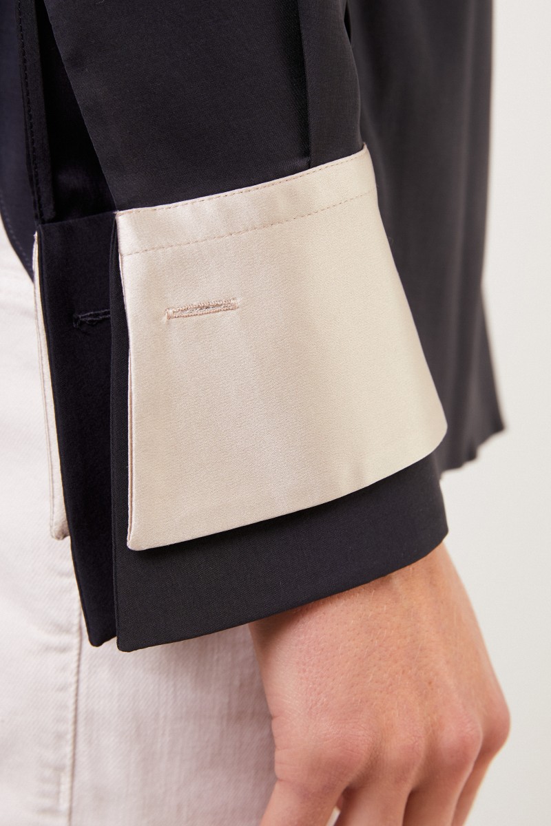 Brunello Cucinelli Seidenbluse mit Manschettendetails Anthrazit