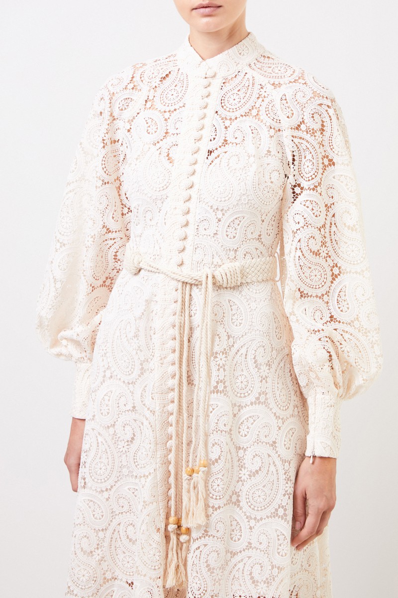 Zimmermann Midi-Spitzenkleid mit Makramee-Gürtel Crème