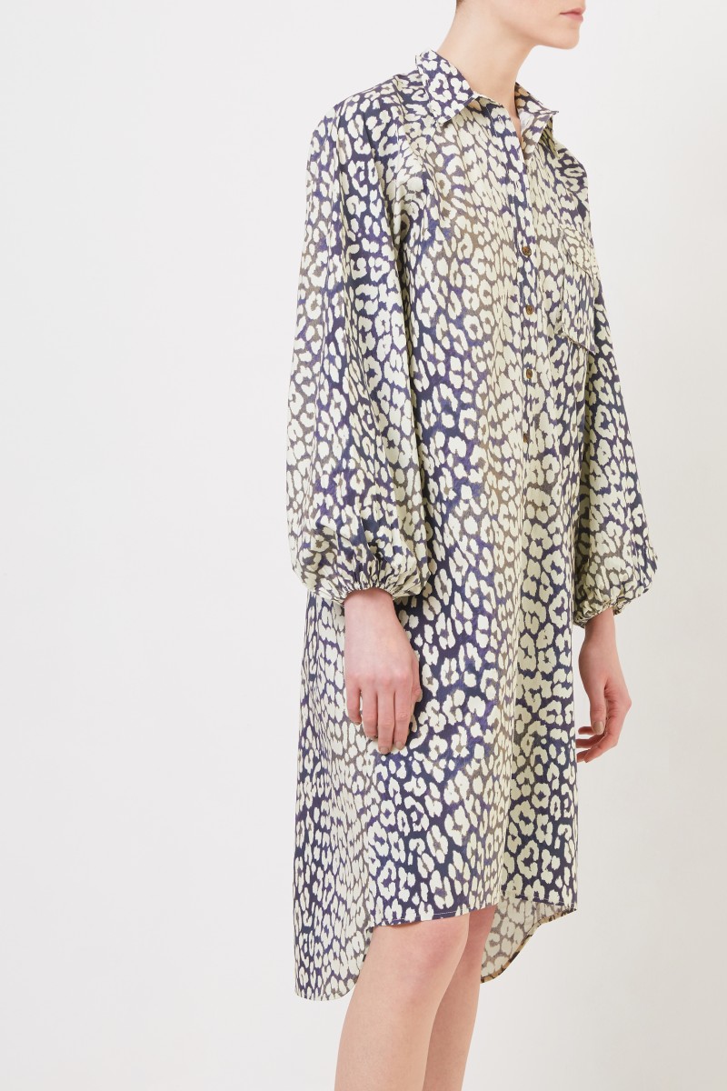 Hemdblusenkleid mit Leoprint Beige/Blau