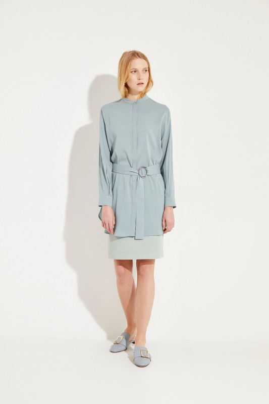 Seiden-Bluse mit Gürtel Salbei