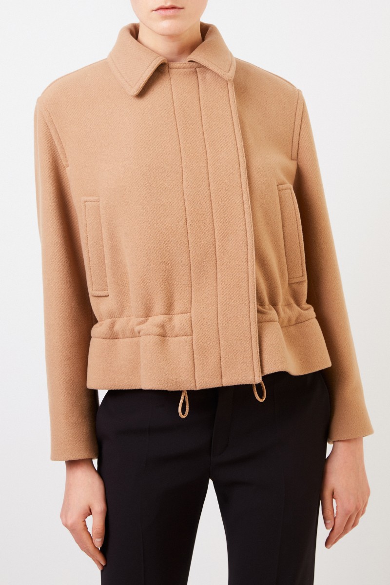 Kurze Wolljacke Camel
