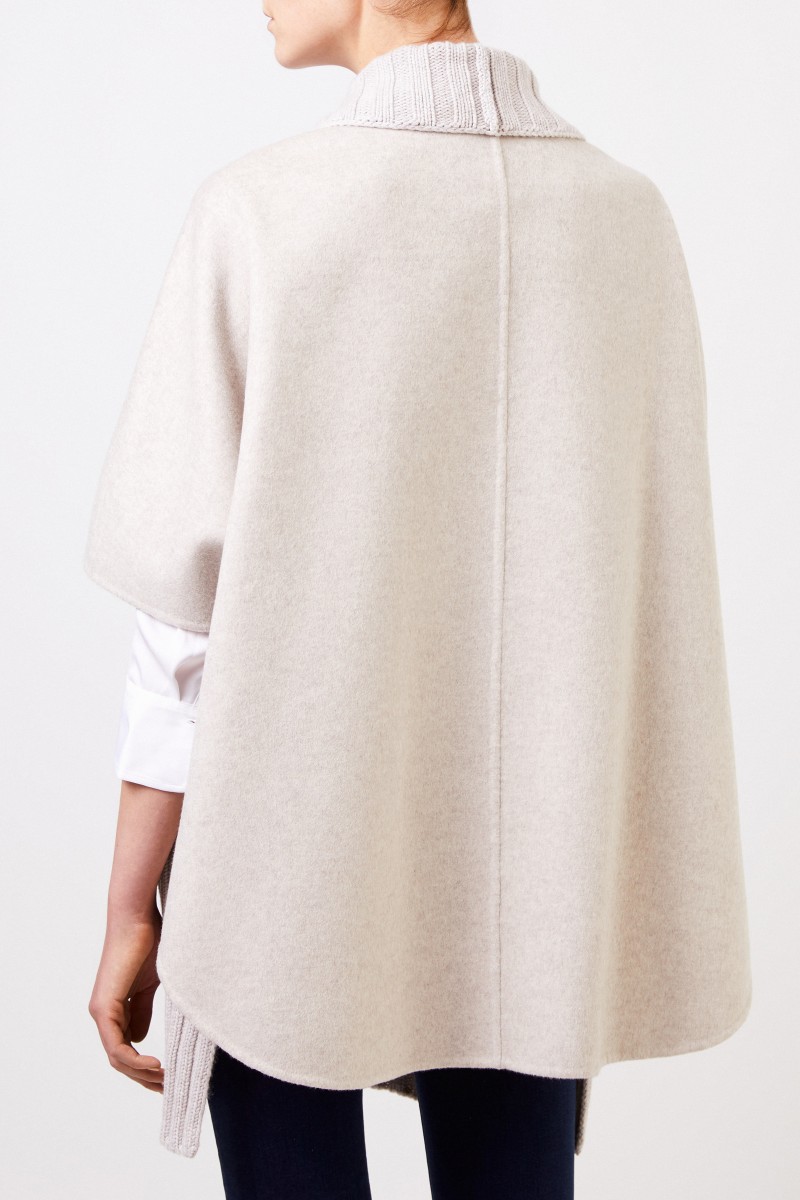 Fabiana Filippi Woll-Cashmere-Jacke mit Strickeinsatz Hellgrau