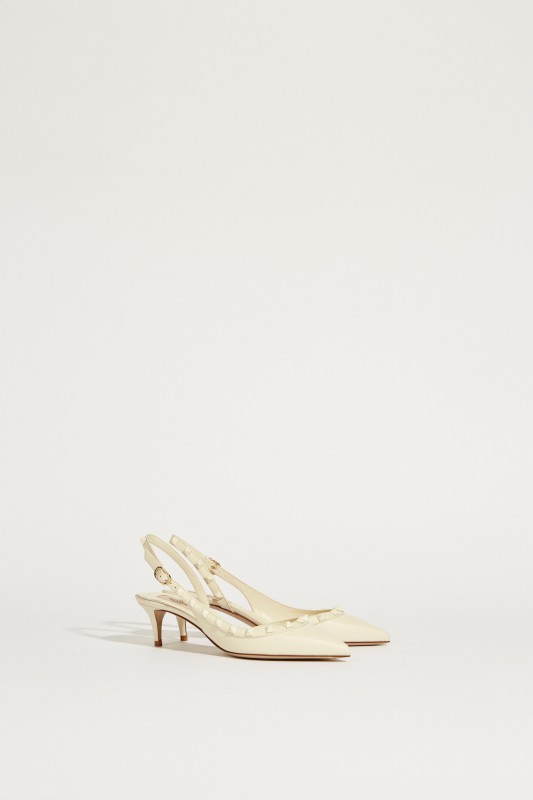 Slingback-Pump mit Nietendetails Weiß
